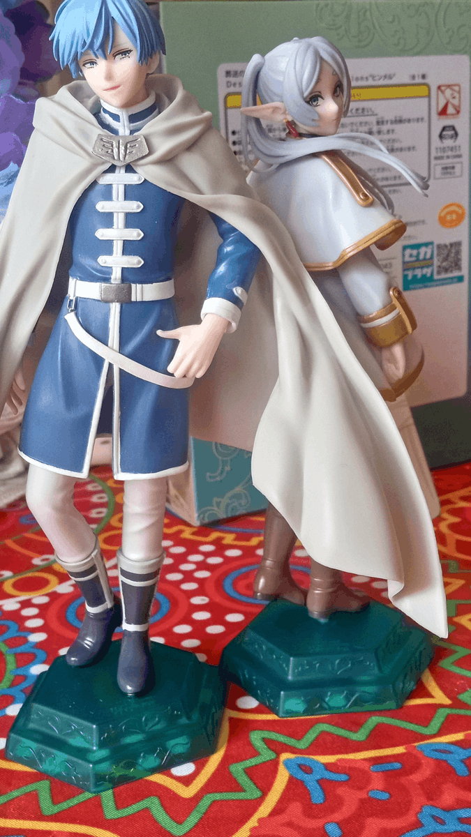 AnimeAngel327's tweet photo. Got some Frieren goodies in the mail over the weekend. Best part of my week so far. 

#フリーレン #葬送のフリーレン #frieren #FrierenBeyondJourneysEnd 
@VIZMedia @ShopCrunchyroll @AmazonJP https://t.co/hz8FWonoZE