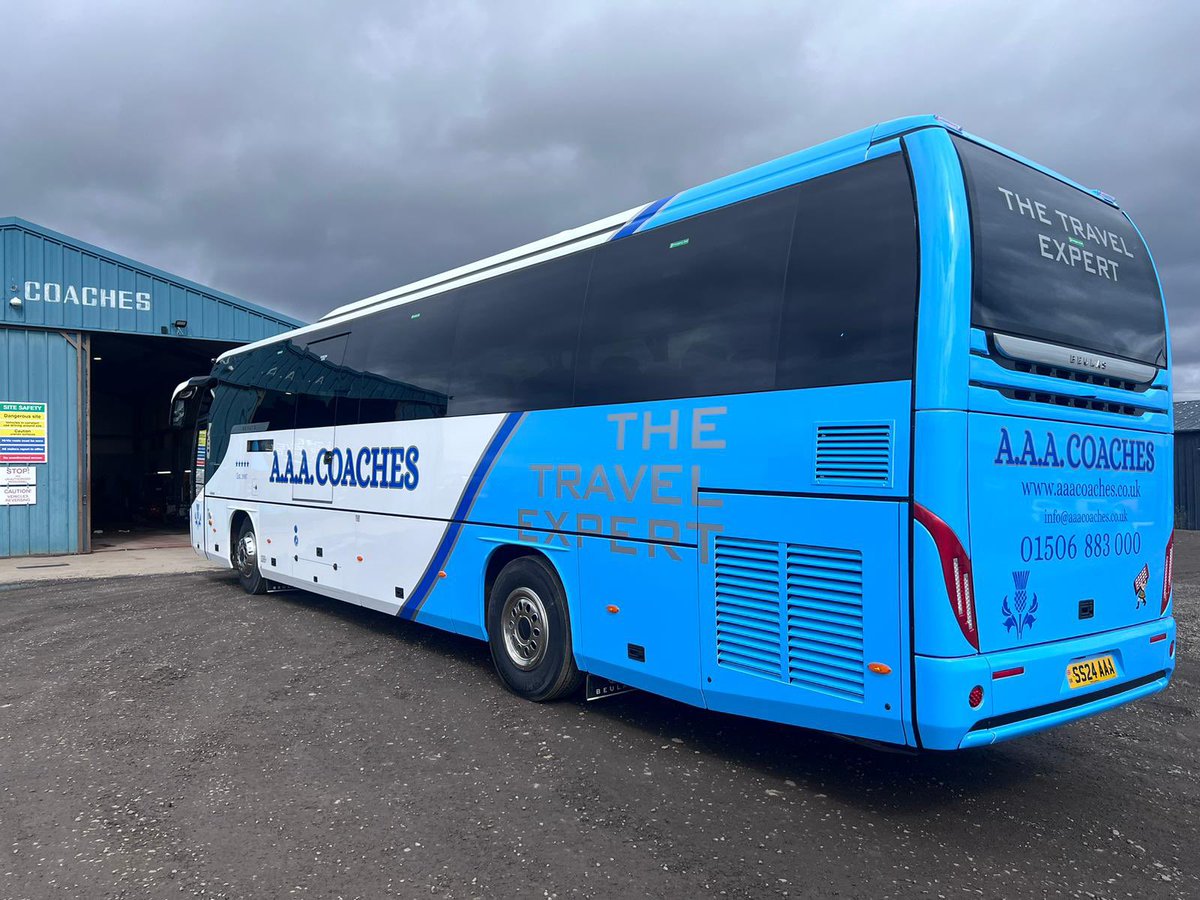 ApexSigns's tweet image. Another coach done and ready to go for AAA Coaches Edinburgh. 

Move your business to the next level with effective vehicle graphics. 
#signs #vinyl #edinburgh #graphics #teamwork.