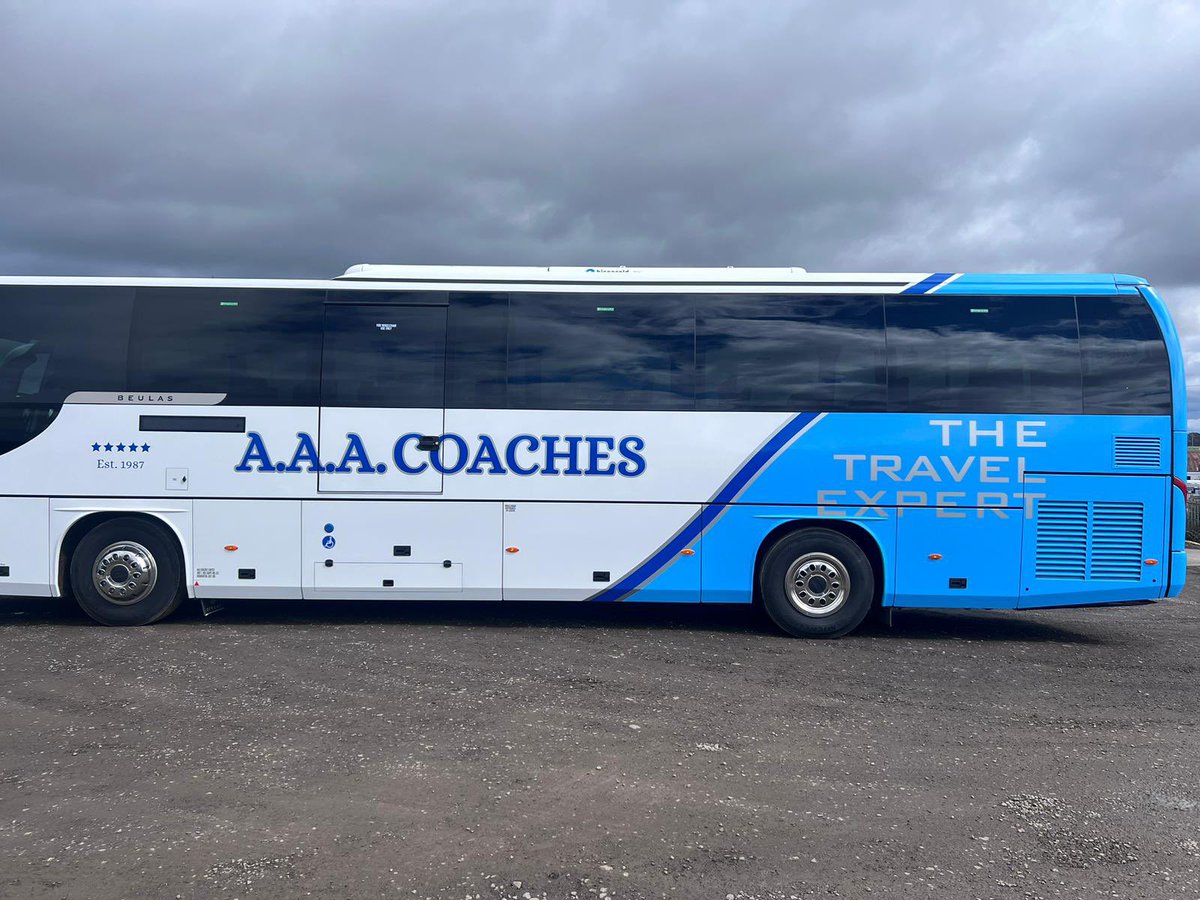 ApexSigns's tweet image. Another coach done and ready to go for AAA Coaches Edinburgh. 

Move your business to the next level with effective vehicle graphics. 
#signs #vinyl #edinburgh #graphics #teamwork.