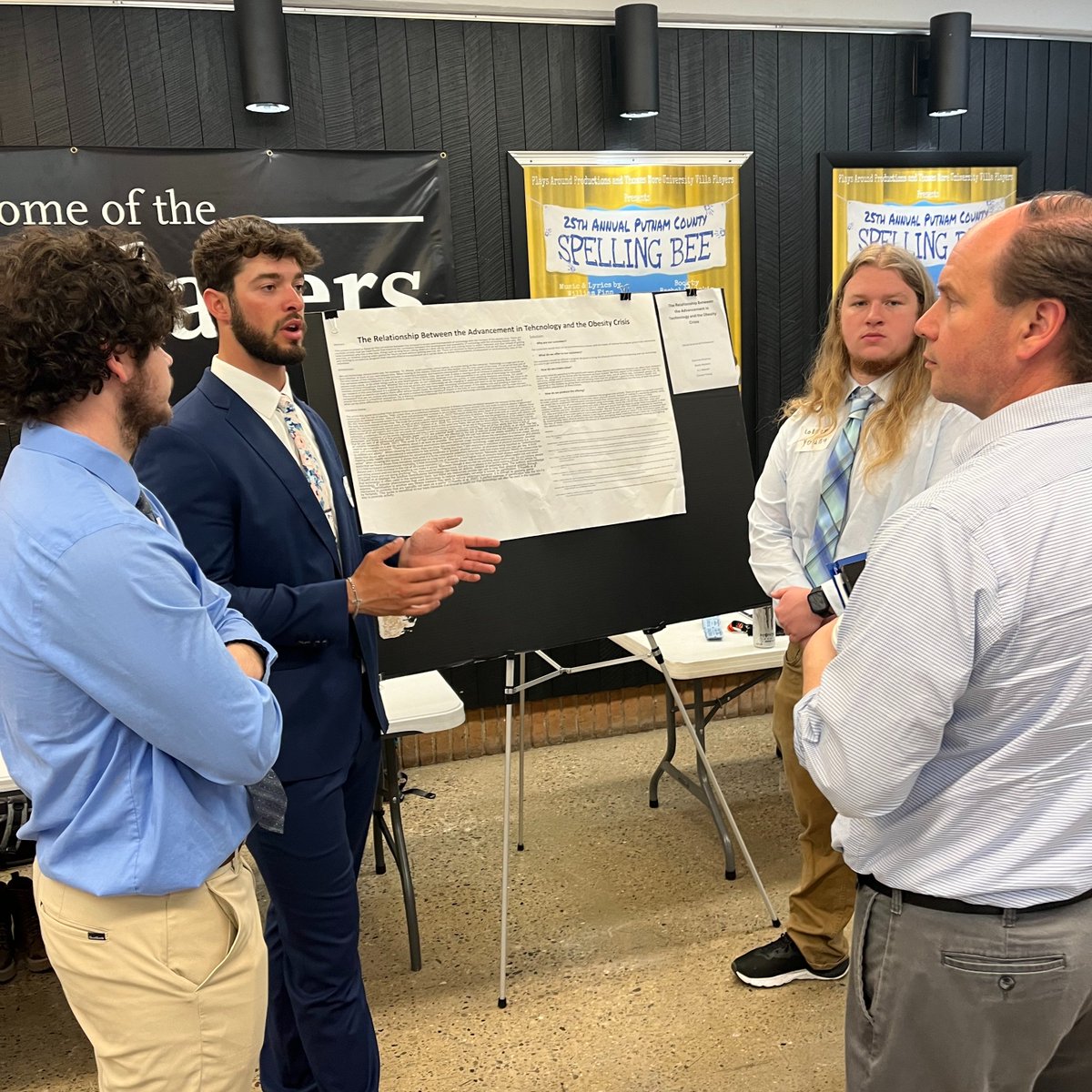 The Student Research Forum returned today! Congratulations to the 30+ participating students for their excellent topics and research efforts!  #excellenceineducation #MakeItMore