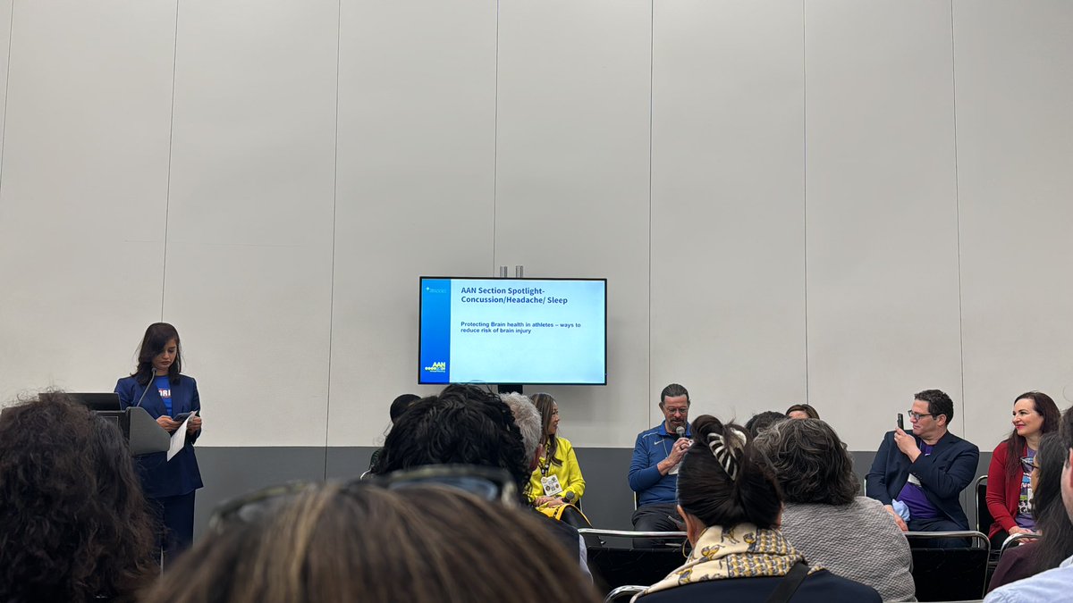 AAN Section Spotlight on concussion/headache/sleep happening now! Question being addressed - Would you allow your kids to play contact sports? @NinaRiggins @NoheadachesNoah @AANmember @ahsheadache @WNGtweets #AANAM