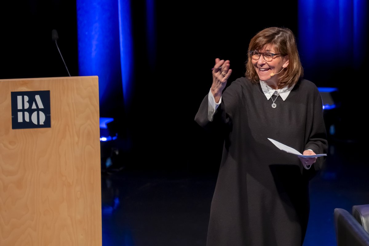 Vous avez été un nombre record à participer à la Journée professionnelle de BAnQ! ❤️ Ensemble, nous avons réfléchi et découvert des initiatives concrètes et inspirantes, adaptées à notre milieu! 🤝 Pour revoir certaines conférences : bit.ly/3Jguk5v