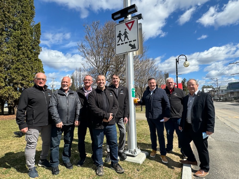 Bonnes nouvelles dans Portneuf! 🚸 @VincentCaronCAQ quebec.ca/nouvelles/actu…