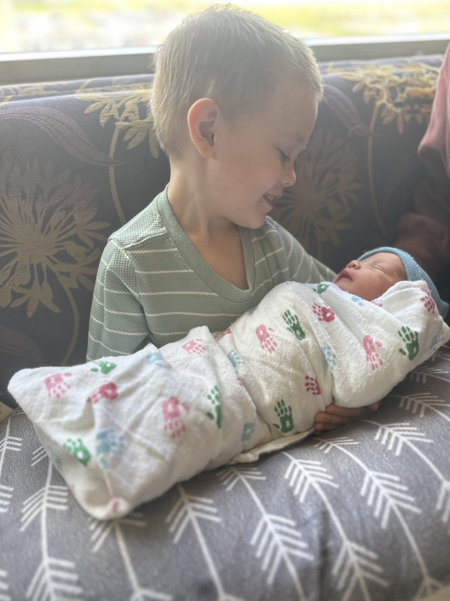 Sawyer Bernard Lapastora // April 11, 2024 // 7. 9 pounds // 20 inches //  Can you tell someone was excited to meet his baby brother? 🤍🩵🤍