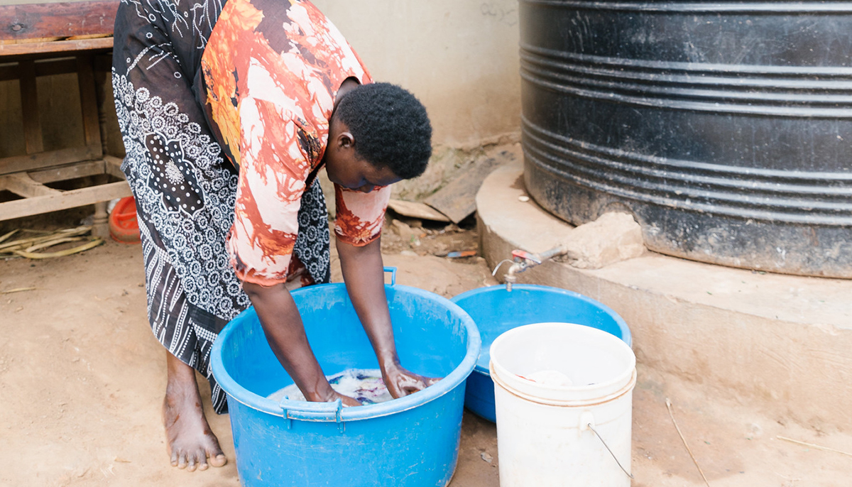 People living in poverty are especially vulnerable to the impact of climate change – people like Narwoga. Read more about how a small loan for a lasting safe water solution helped end the water crisis for Narwoga’s family in Uganda. water.org/our-impact/all…