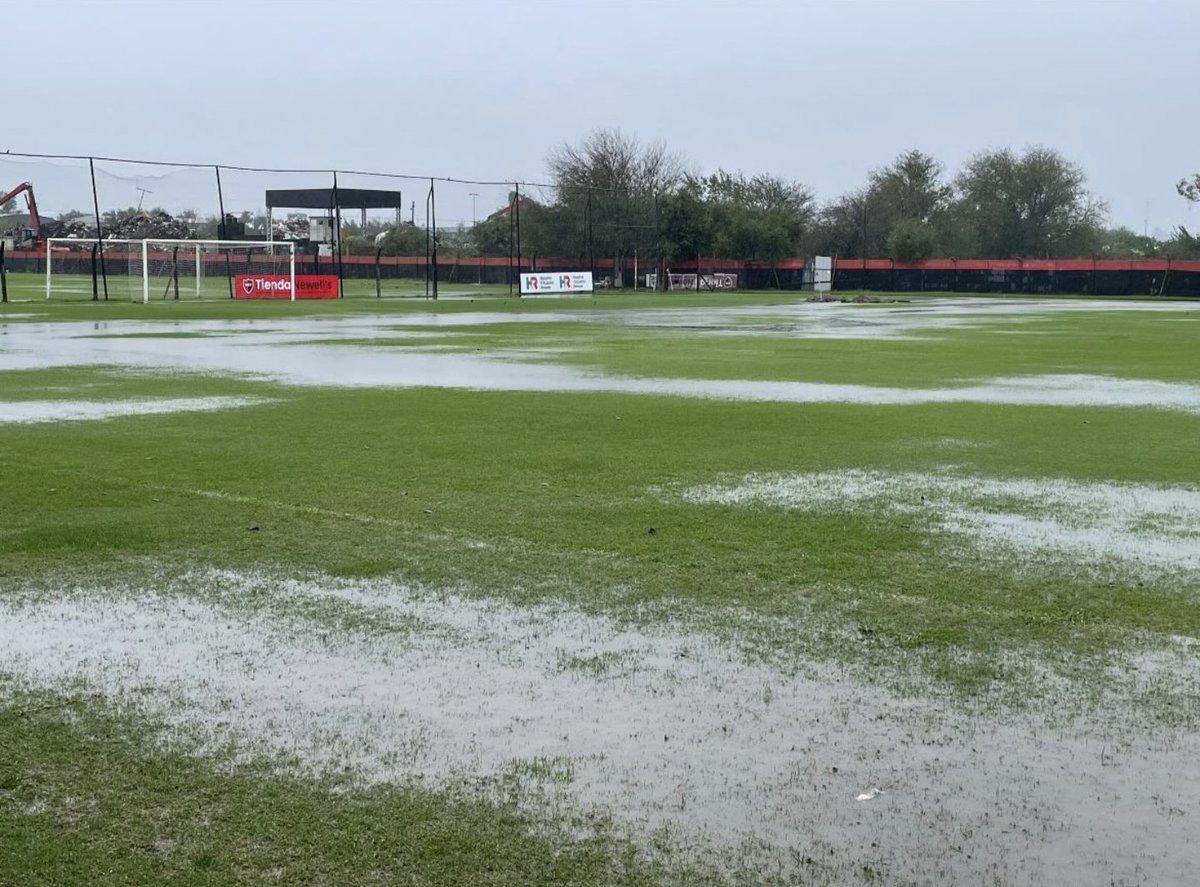 ☔ The Newell's training pitches at the Jorge Griffa Centre today. Completely flooded. (via Ricardo Lunari on Instagram)