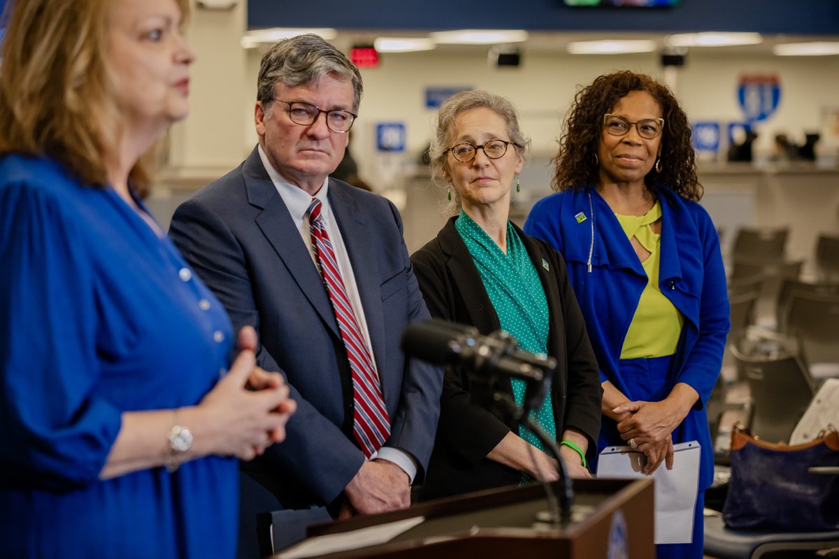 Last week Acting Secretary Dr. Debra Bogen joined @PennDOTNews, @COREDonateLife + @Donors1 to encourage all driver’s license + id card holders to help save lives by registering to become an organ donor during National Donate Life Month in April. bit.ly/3W0netx