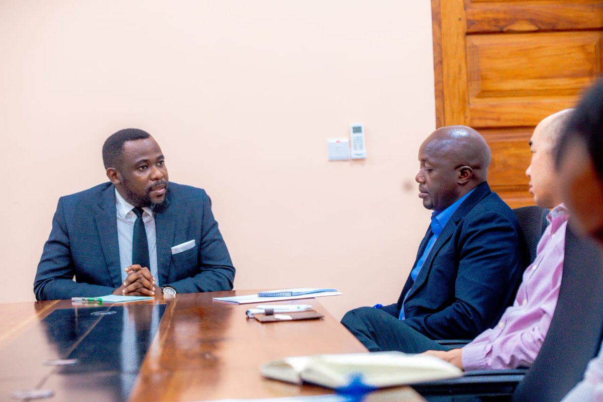 aboudjumbe's tweet photo. We welcomed @MathiasIgulu and Jason Ko @USAIDTanzania #HeshimuBahari Project at the Ministry of Tourism and Heritage #Zanzibar and discussed #SustainableTourism #GreenerZanzibar #ClimateVulnerabilities and #Heritage and potential areas for further cooperation towards resilience.