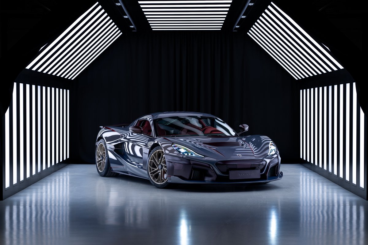 Andrew Tate tweet media