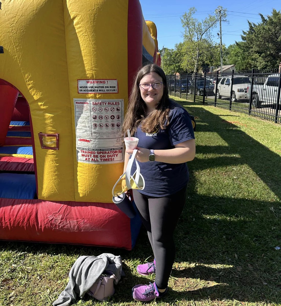 Students from several MCPSS schools helped out at Spring Fling & Field Day events recently. NJHS students from Semmes Middle volunteered at Wilmer Elementary's field day, while students from @PanthersMurphy & @WilliamsonLions helped out at Council Traditional. #AimForExcellence