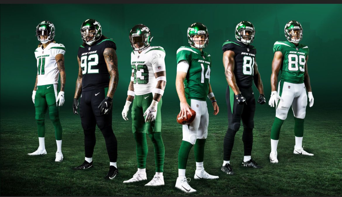thathiker's tweet photo. @AHopefulPatriot Does this really scream “entirely new uniforms” to you? https://t.co/zl6MoQKq7G