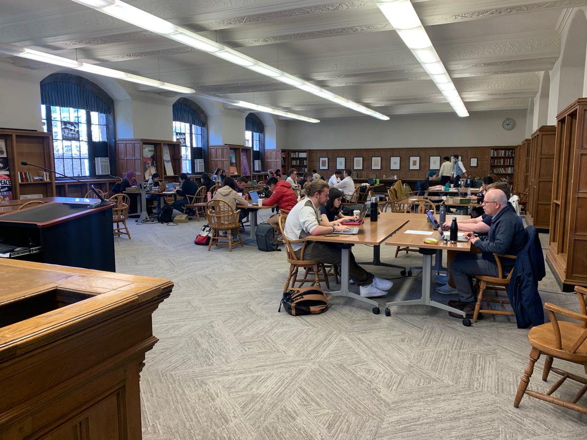 Northwestern Games is underway! Participants work in teams to reproduce a paper throughout the day. Today, we have 11 teams reproducing @NatureHumBehav, @PsychScience, econ/poli sci articles. Find a replication games near you: i4replication.org/games.html