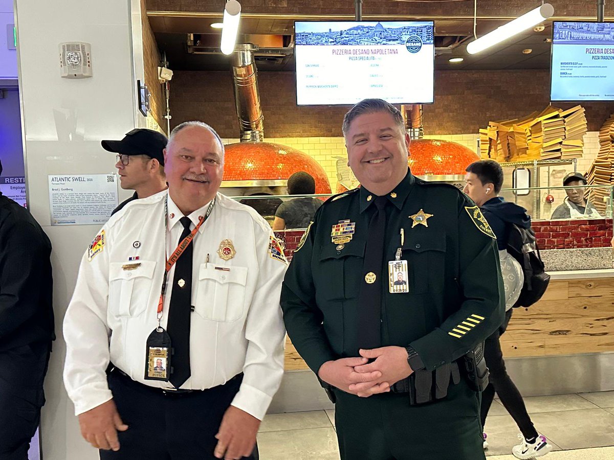 BSO was honored to participate in another Honor Flight South Florida one-day veteran’s mission to Washington, D.C. Honor Flight South Florida Inc. flew 69 veterans from the Vietnam, Korean and Cold War to Washington, D.C., to visit their memorial. @honorflightSFLA #TeamBSO