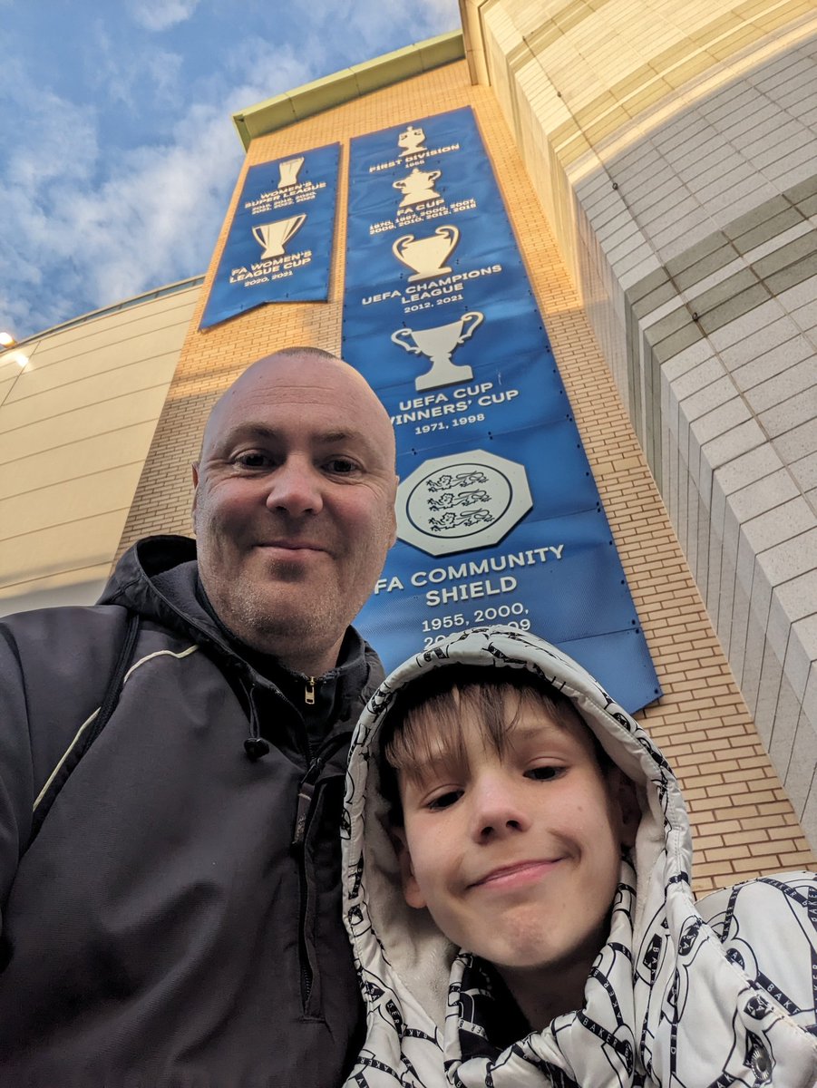 Rodnii's tweet photo. #CFCMATCHDAY https://t.co/JSj28VDR8a