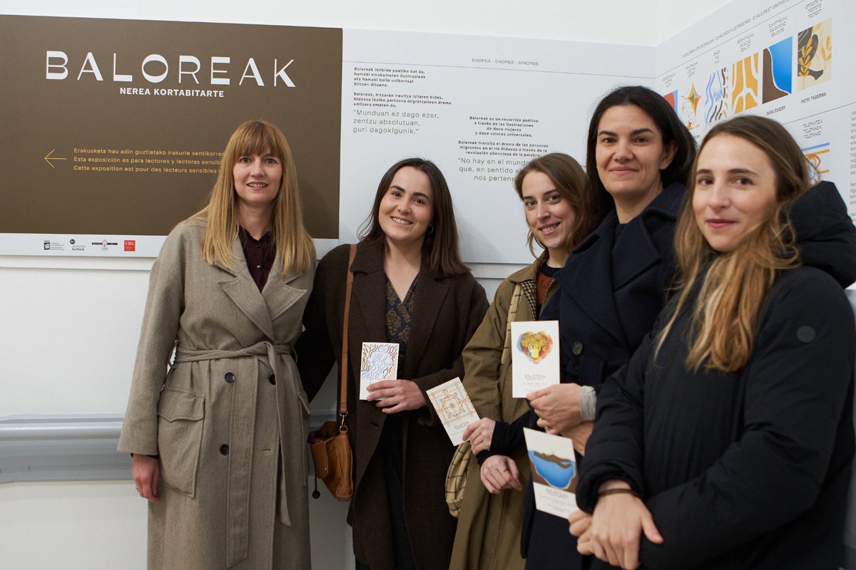 ✨Esta mañana hemos presentado en rueda de prensa la Exposición de BALOREAK que podrá visitarse hasta el próximo 4 de mayo en la Biblioteca Central de Donostia (Alderdi-Eder).

<a href="/GizaZinemaldia/">GizaEskubideenZinema</a> <a href="/donostiakultura/">Donostia Kultura</a> <a href="/DK_Liburutegiak/">DK Liburutegiak</a> <a href="/cineffo/">josemi beltran</a>