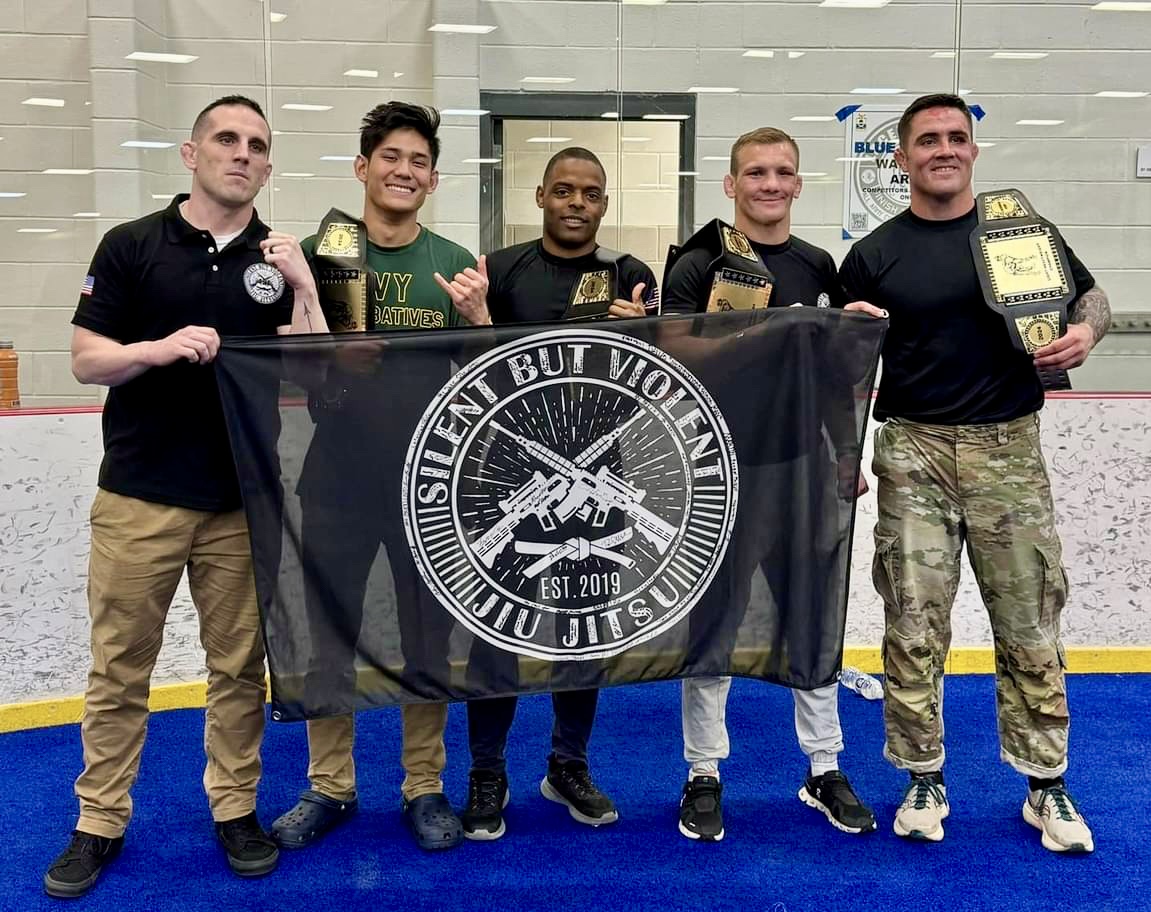 4thInfDiv's tweet image. All the hard work, blood, sweat, and tears paid off this year with the 4ID Combatives Team taking it all and becoming the 2024 Lacerda Cup Army Combatives Champions! 🏆  

The Ivy Division could not be more proud of the 4ID Combatives Team! Way to go Team Ivy! #LethalTeams