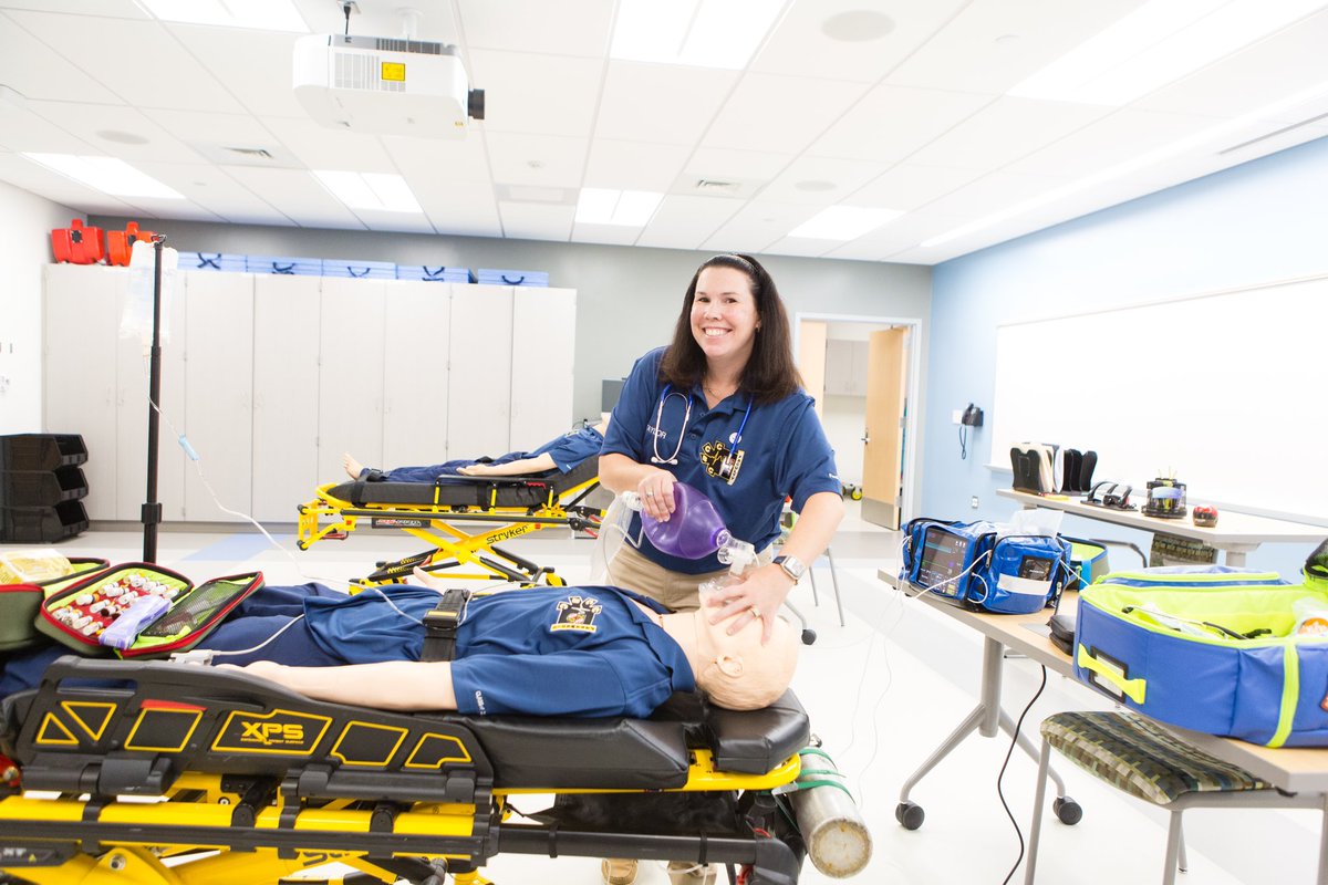 CCBC's School of Health Professions is hosting a job fair for students and professionals interested in allied health careers, 9 a.m. – 12 p.m., Tuesday, April 16 at CCBC Essex, Athletics & Wellness Center w/20 area hospitals & outpatient centers: ccbcmd.edu/About-CCBC/New… #ccbcmd