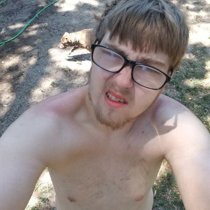 Got #dirty cleaning up the yard today. Hope you all are having a good #Monday #shirtlessboys #shirtless<a href="/tag/dirty"class="tags">#dirty</a><a href="/tag/model"class="tags"><span>#model</span></a><a href="/tag/porn"class="tags"><span>#porn</span></a><a href="/tag/blonde"class="tags"><span>#blonde</span></a><a href="/tag/monday"class="tags"><span>#monday</span></a><a href="/tag/glasses"class="tags"><span>#glasses</span></a><a href="/tag/pornhub"class="tags"><span>#pornhub</span></a>