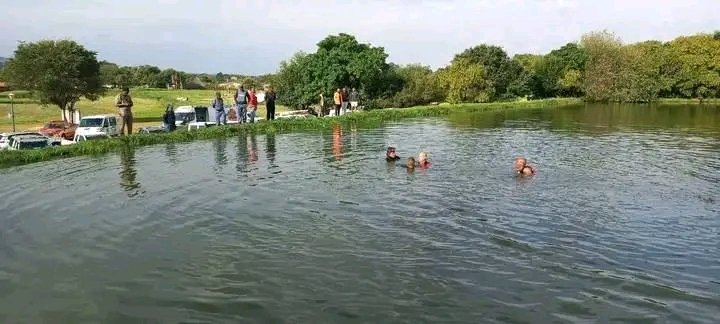 Two young boys aged 13 and 16 from the Daveyton Skills School drowned at the Hennops River near Centurion during a school excursion today. 

The City of Tshwane Emergency Services Department received a call around 15h14, where the drowning incident was reported.

Emergency…