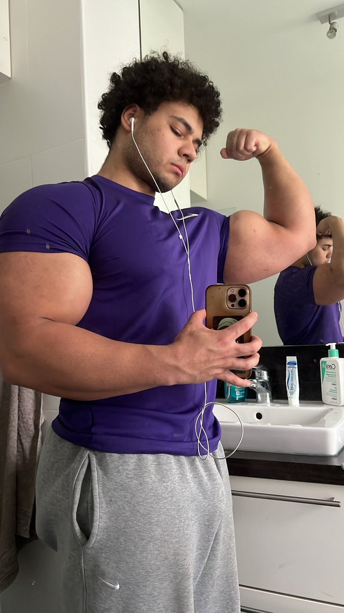 Arms keep growing