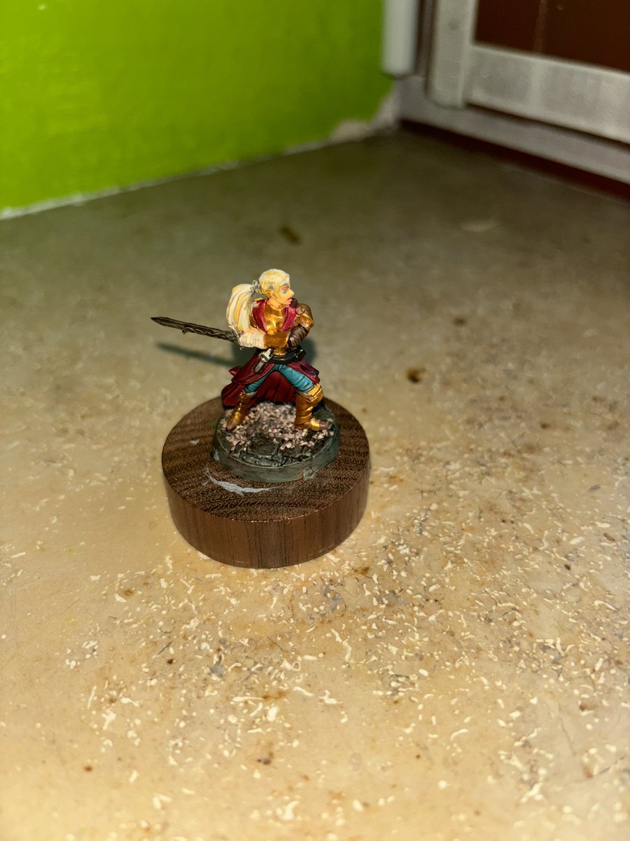 SoulPrincess777's tweet photo. Meine ersten Minis sind fertig 😍 Nr 1 heute: „Freya“ aus dem Gamemaster Character Starter Role-playing Paint set von The Army Painter ☺️ hab glaub ich ne neue Leidenschaft entdeckt 😅 #warpaints #miniatures #miniaturen #dnd #becreative https://t.co/OKMAg8aKeR