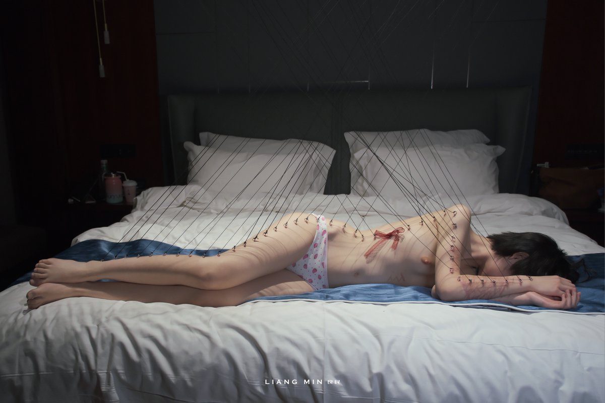 #亚文化
#小众
#思慕
#穿刺
穿刺：权杖