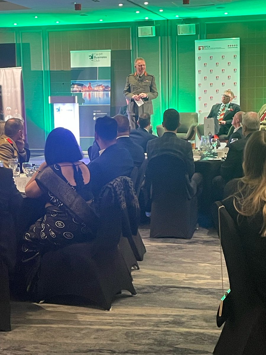 An excellent update from Major General Duncan Forbes at tonight's dinner in the @HiltonCardiff kindly sponsored by @RFCAforWales #cardiffbusinessclub