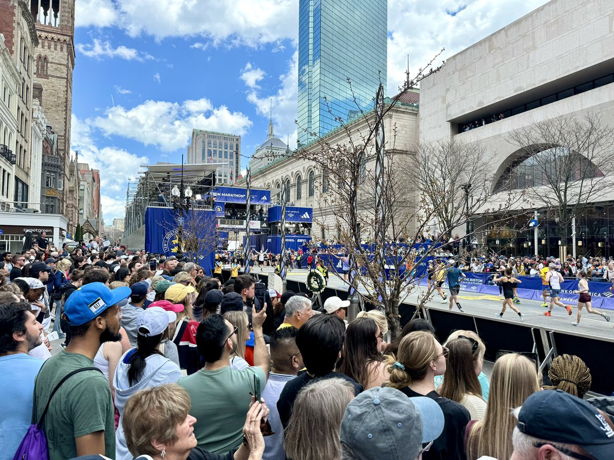 I’m a born & raised Bostonian, but this is actually the first Boston Marathon I’ve attended! Beautiful weather to be a spectator and such a lively day in the city! #Boston128