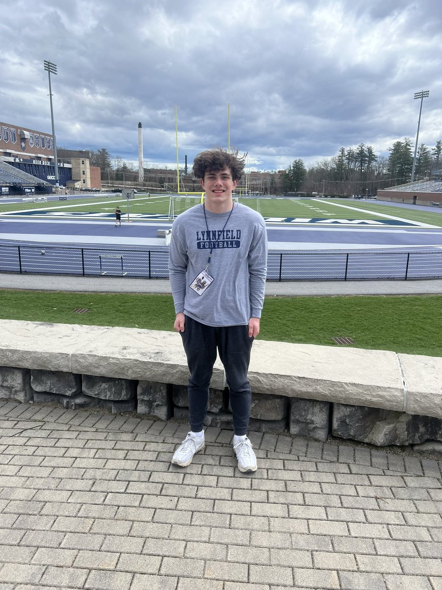 daugustaspencer's tweet photo. Had a great time at @UNH_Football junior day, thank you @Coach_Borden for having me. Excited to return in the summer for you’re camp. @cmajors55 @603Recruiting @CoachScottJames @turf_surfer @LHSPioFootball @MrLamusta https://t.co/Fugg7aOean