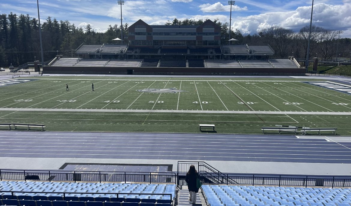 daugustaspencer's tweet photo. Had a great time at @UNH_Football junior day, thank you @Coach_Borden for having me. Excited to return in the summer for you’re camp. @cmajors55 @603Recruiting @CoachScottJames @turf_surfer @LHSPioFootball @MrLamusta https://t.co/Fugg7aOean