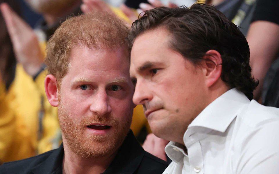 🔴Prince Harry apologises for breaking confidentiality rules in High Court case Find out more: telegraph.co.uk/royal-family/2…