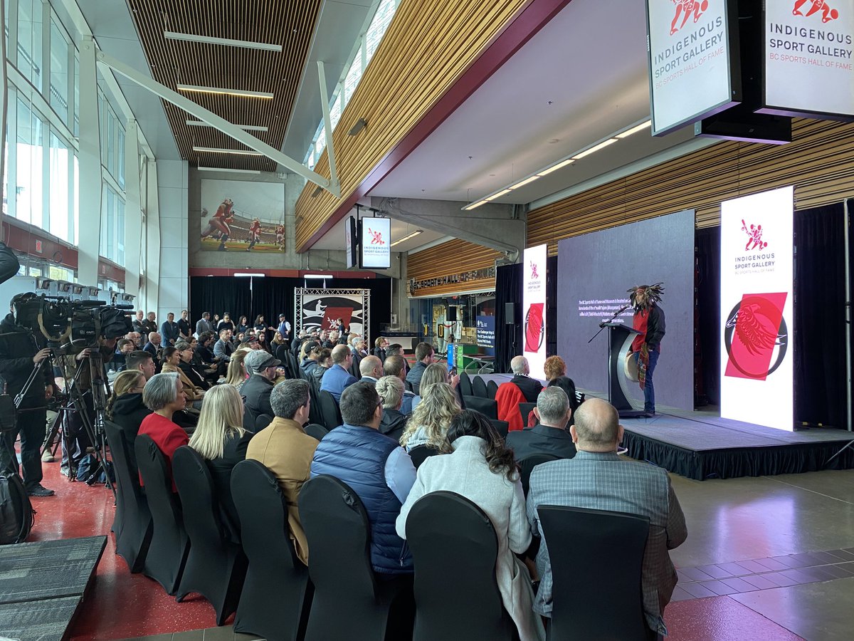 Fantastic to be in ⁦@bcplace⁩ ⁦@BCSportsHall⁩ to open the indigenous sport gallery. Years of work by so many to allow us “to honour the past and inspire the future”!