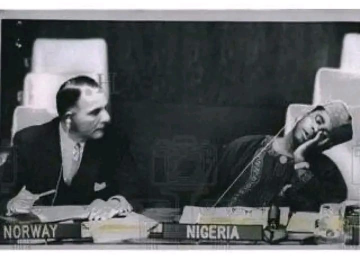 Meet Jaja Wachuku; Nigeria's first Ambassador to the United Nations. He became famous after he 'slept' during a UN meeting in 1960.

But here's the catch:
He wasn't sleeping, he was denied the opportunity to express his displeasure over a racist comment and he in return pretended…
