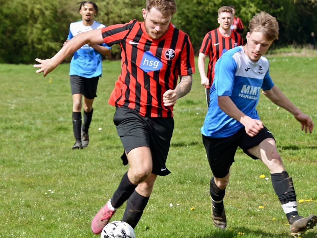 NewInnFootball's tweet photo. Huge thank you to HSG UK for kindly sponsoring our new away kits! 🦒 https://t.co/1ds0EdOSts