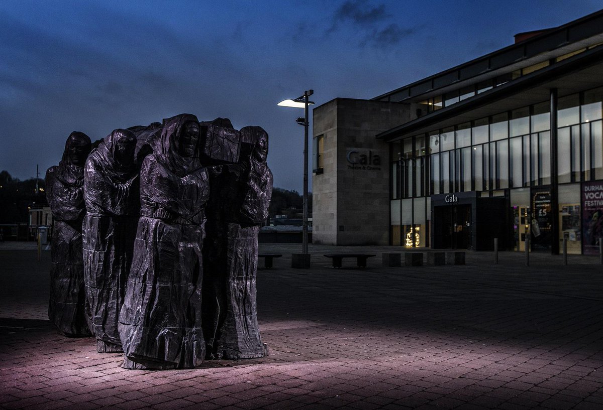 It's #WorldArtDay !🖼️ Did you know that The Culture County is full of superb #publicart ? See the impressive Eleven-O-One by Ray Lonsdale, spot the quirky Terris Novalis by Tony Cragg and look out for The Journey by Fenwick Lawson .⭐lnk.bio/s/TCCart #DurhamCultureCounty