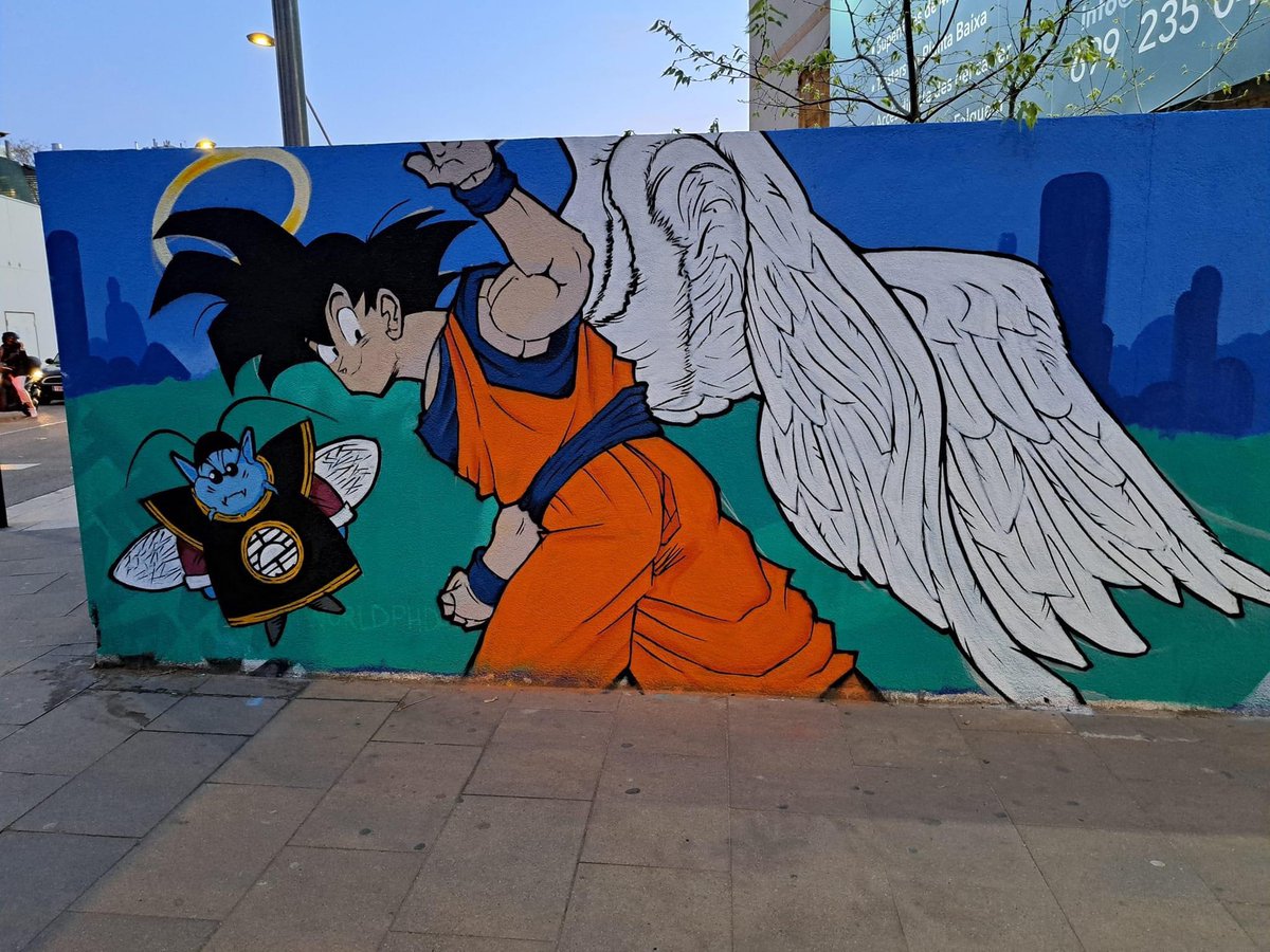 en mi ciudad, #SantFeliuDeLlobregat han hecho un mural honrando la memoria del maestro Toriyama…

y les ha quedado MUY bien.