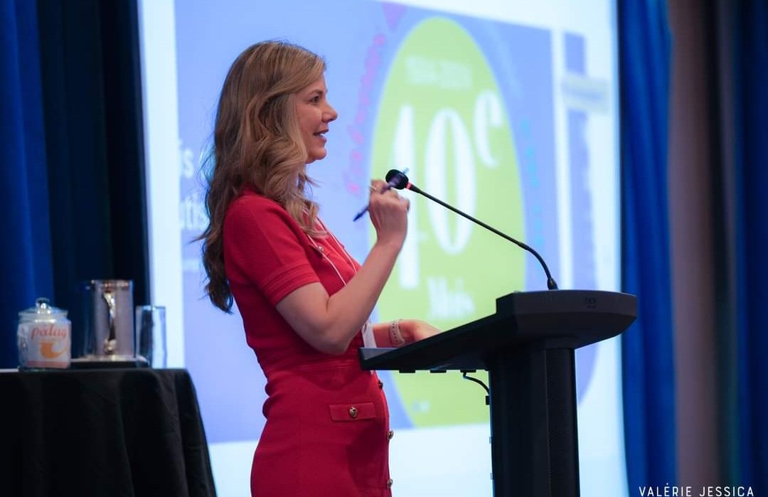 ERISAUTISME's tweet photo. Notre directrice était tellement pertinente lors de son allocution à titre de Présidente d'honneur de la journée Pedag'Autisme de la FQA qui se tenait à L'Hôtel Québec ce week-end ! Merci @CRivieres d'être si inspirante et dévouée à la cause de l'#autisme ainsi qu'aux familles ❣️ https://t.co/8GAStf74SE