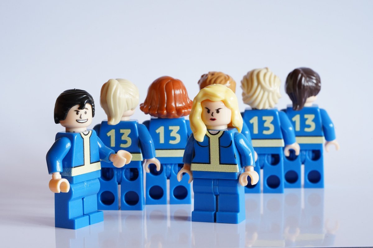 Fallout Vault Dwellers Custom Minifigs!

🔵🟨 keyrelic.etsy.com

#fallout #vault13 #minifigs #lego #minifigure #custom #MOC #VAULTBOY #vault #FalloutShelter