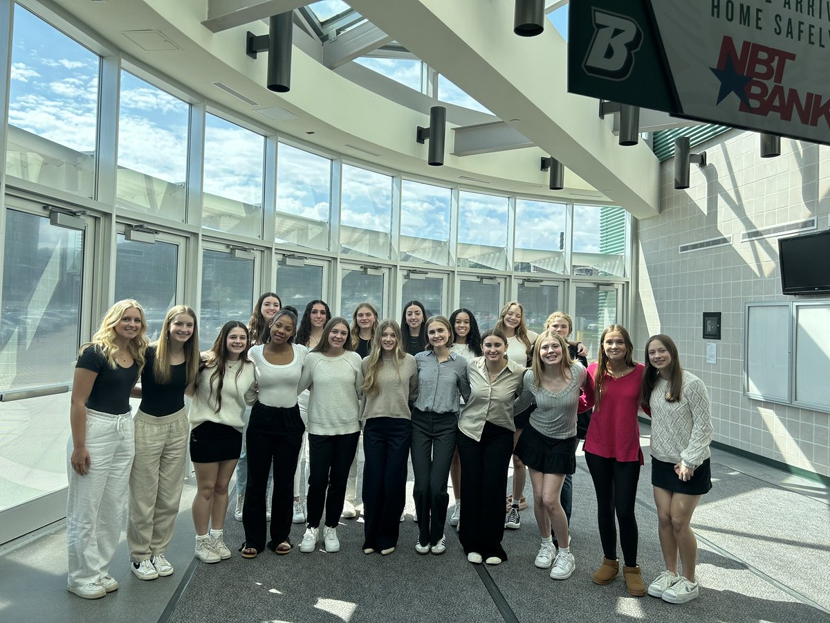 A few of our WARRIOR STUDENT ATHLETES had the opportunity to attend the Binghamton University Women’s Luncheon!