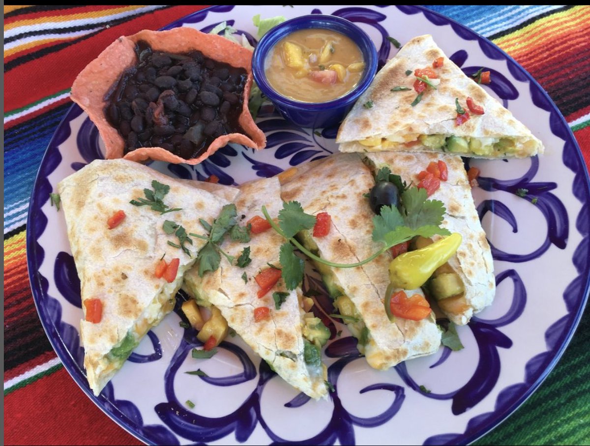 A “queso” the Mondays calls for a quesadilla from @Casadepico1 ! 

Their (vegetarian ❤️) Avocado, Mango & Red Pepper Quesadilla is a delicious crowd-pleaser. 😋

#CasadePico #GrossmontCenter #MexicanFood #LaMesa #supportlocalsd #SanDiego #sdliving #SanDiegoFood #youstayhungrySD