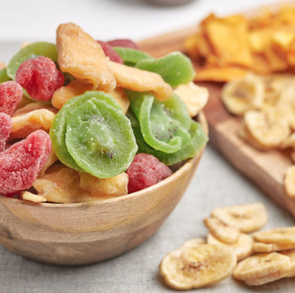 Snack smarter with a Mediterranean twist! Discover our suggestions for Mediterranean diet snacks that are not only delicious but also heart-healthy. Read more: ow.ly/57eZ50RgwPh 
 #MediterraneanDiet #HealthySnacking