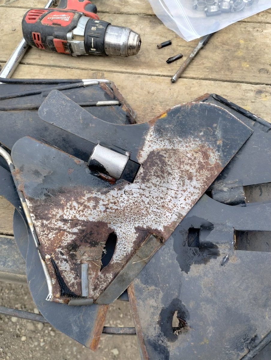 Love <a href="/AtomJetAg/">Atom-Jet Industries</a> scrapers for gassing off, but not sure I'm real happy with their longevity.    Also if they'd change the design you'd get another couple years out of the discs.    They need to remove all the yellow to increase adjustment.   10,000 acres in fairly mellow soil.