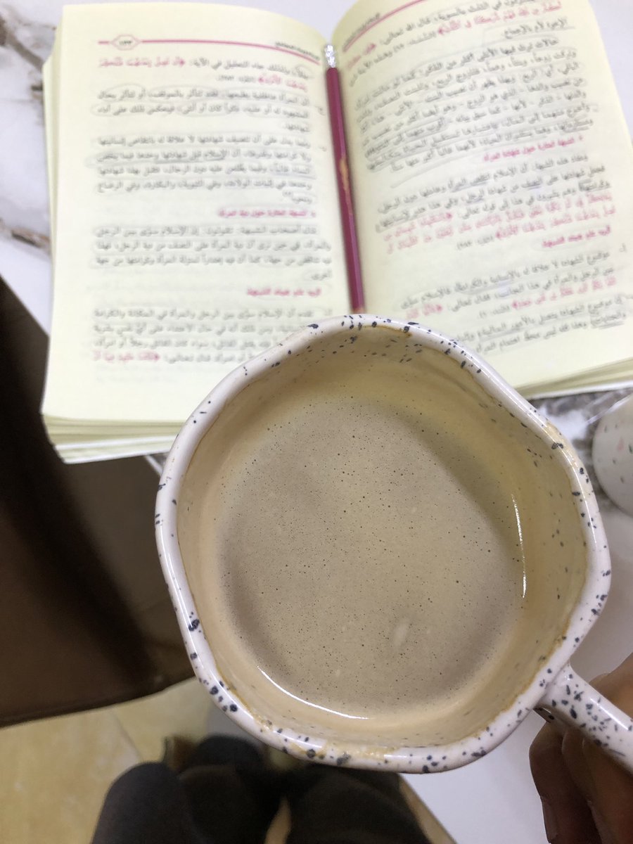 ryf1576663's tweet photo. اذاكر الماده بكل حب يرب نتيجه مرضيه ✨❤️ https://t.co/smImXSlWX0