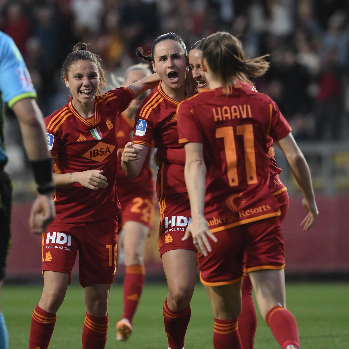 ASRomaWomen tweet picture