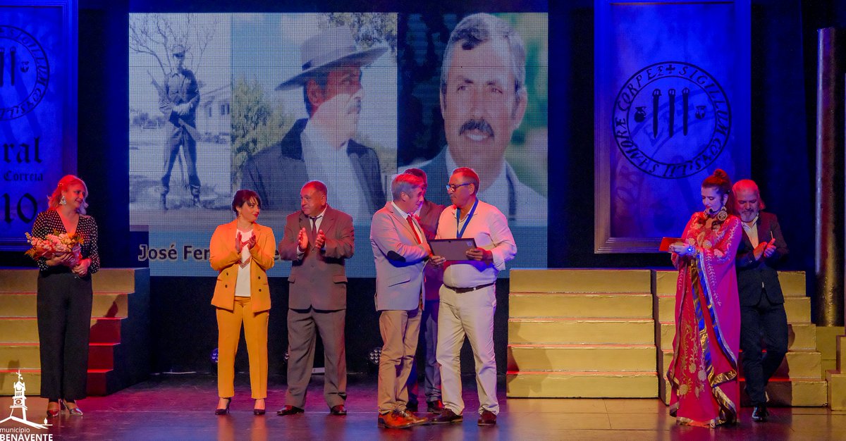 BenaventeCamara's tweet image. 😍 GALA DO FORAL DE SAMORA CORREIA, TEATRO, DANÇA, MÚSICA E HOMENAGENS MERECIDAS A QUEM TANTO FAZ PELA TERRA
-
#gala #foral #música #dança #homenagem #juntadefreguesia #revisteiros #municipiodebenavente #benavente #samoracorreia #santoestevao #barrosa