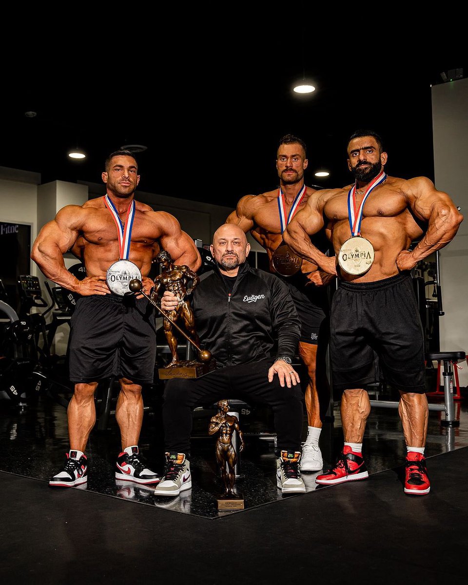 Hany Rambod 
•
Motivation Monday! 💪😤
Throwback to 2022 Mr.Olympia 🏆 

#MrOlympia
#MotivationMonday