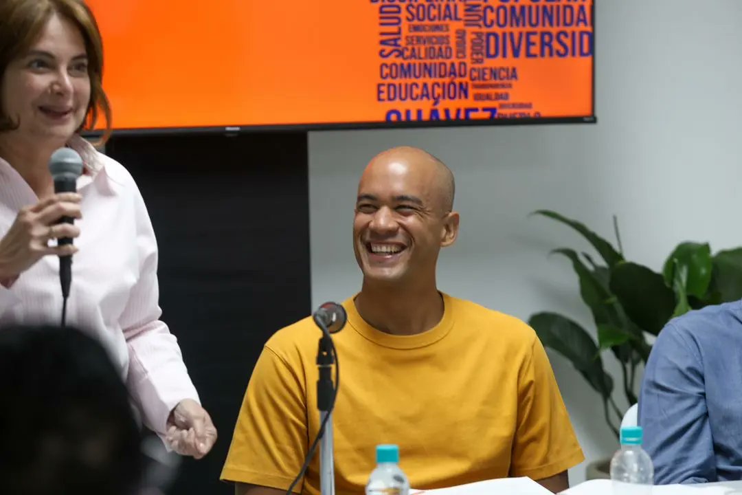 Desde el Movimiento Futuro nos preparamos para la gran Consulta Popular Nacional el próximo 21 de abril. 

En reunión con el equipo promotor hoy estuvimos  afinando los detalles. 

¡Unión, esfuerzo y voluntad! 

#MovimientoFuturo 
#VamosPaLanteMaduro