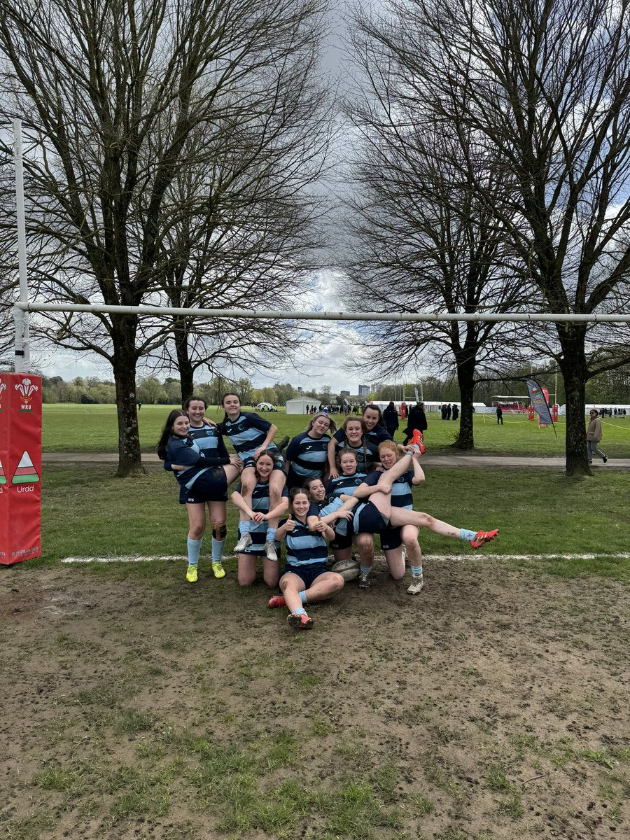 Swyddog Rygbi Penweddig tweet media