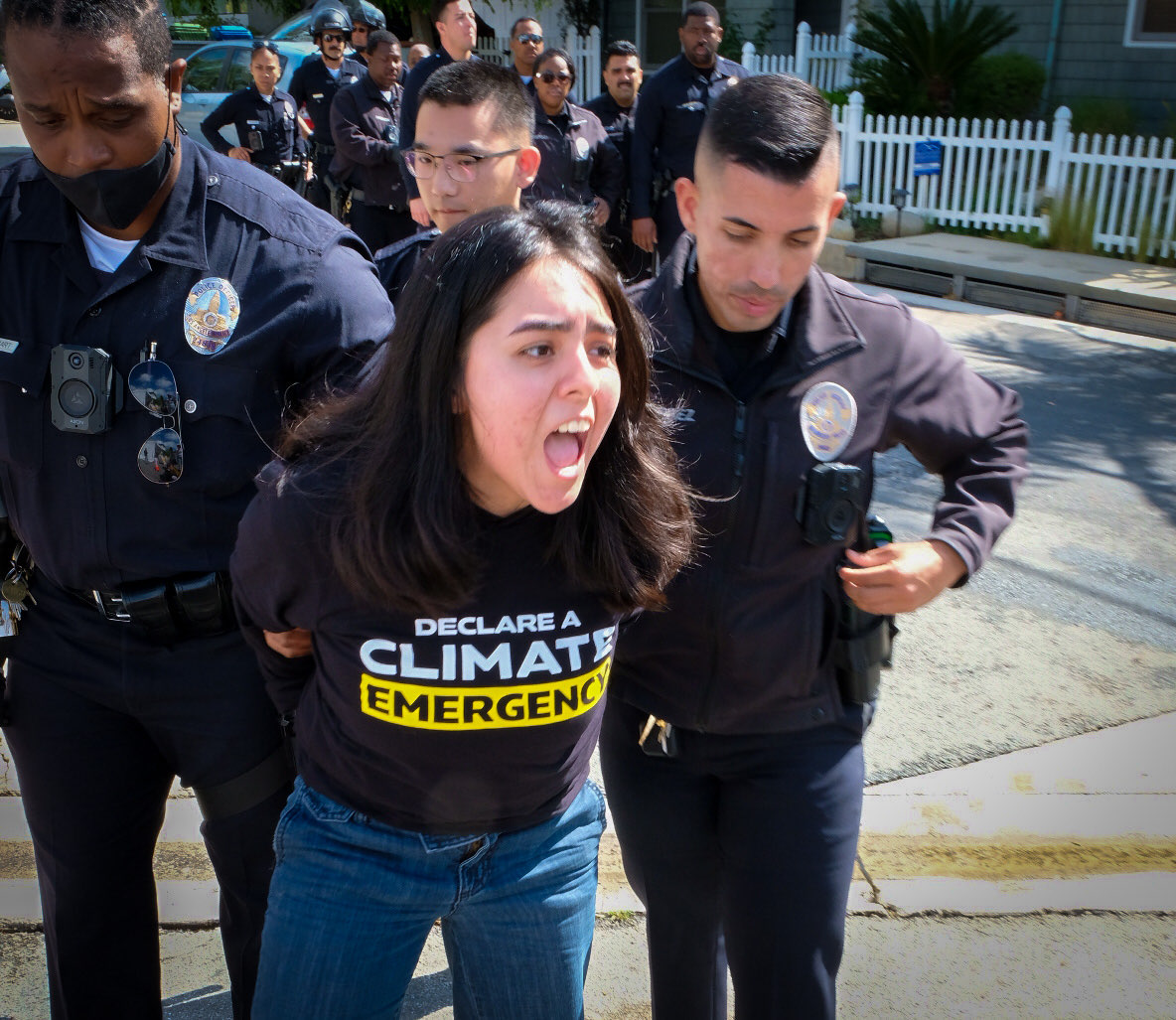 BREAKING: 6 young people were just arrested outside VP Harris' LA home. Last night dozens slept in front of her home to demand she urge Biden to declare a #ClimateEmergency and use every tool at his disposal to stop the climate crisis.