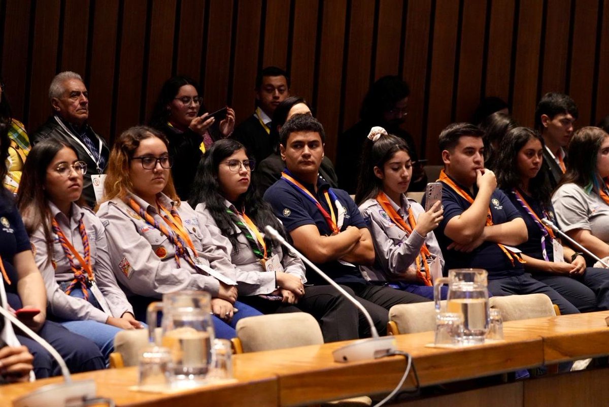 Children, adolescents and youth of #LatinAmerica and the #Caribbean present their visions regarding the #2030Agenda at the annual #JuventudesALC2030 Forum being held at #ECLAC’s headquarters in 🇨🇱 in the framework of #LACForum2030 (April 15-18).
🔴bit.ly/4cTCH4E